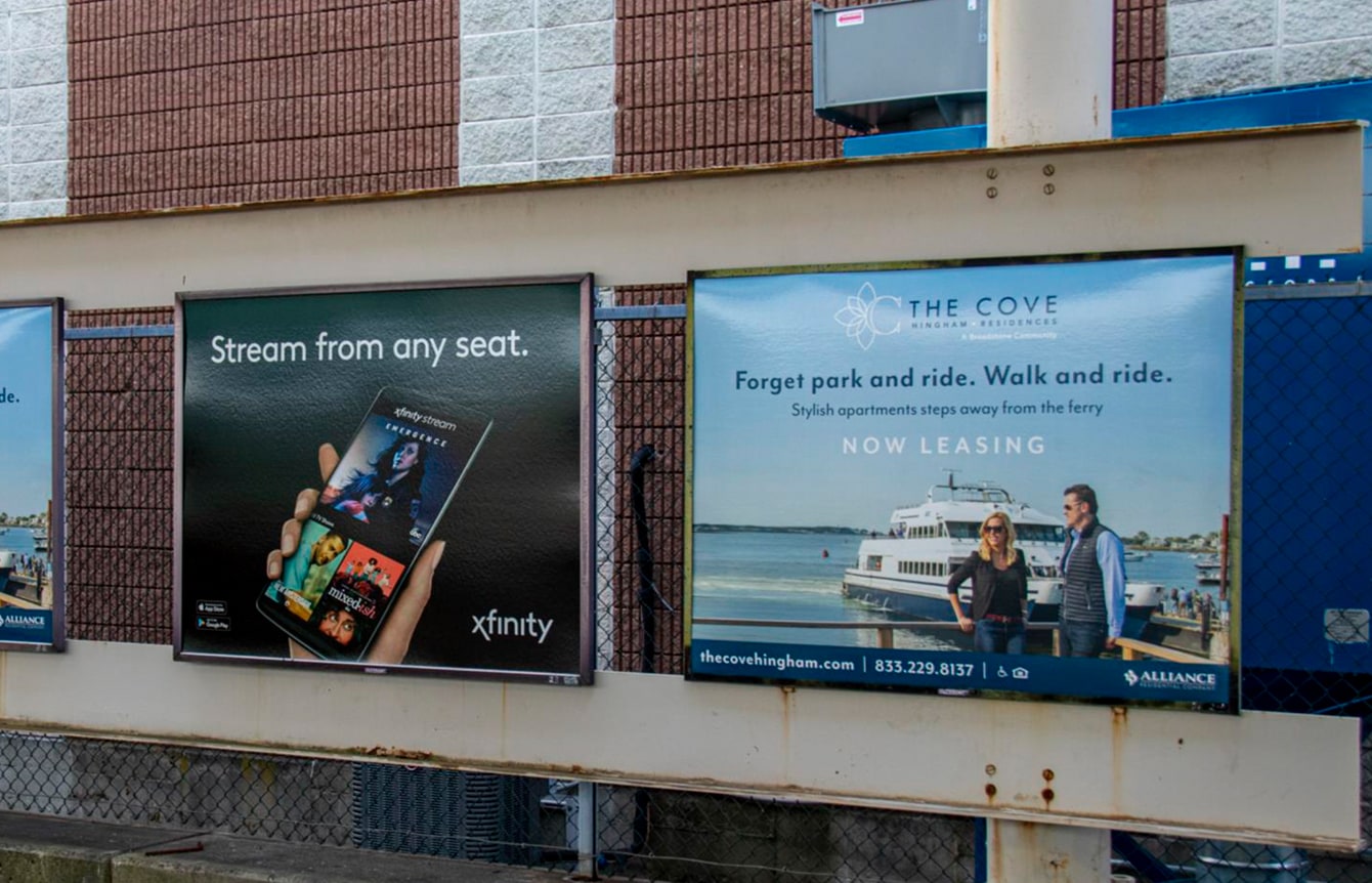 The Cove Apartments - Transit Signage